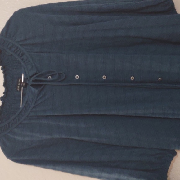 PRE OWNED LANE BRYANT LONG SLEEVE SHIRT COLOR FOREST GREEN SIZE 18/20 - Picture 5 of 12